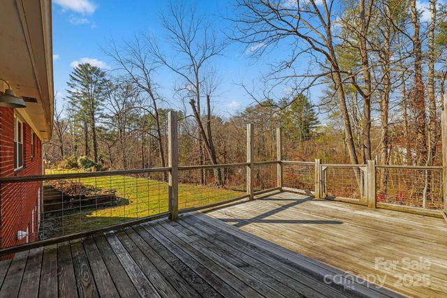 68 Lisam Way, Etowah, NC 28729