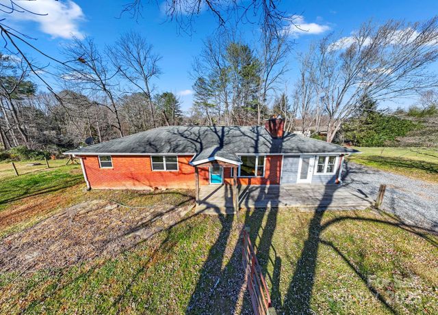 68 Lisam Way, Etowah, NC 28729