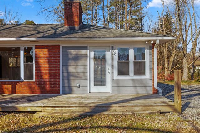 68 Lisam Way, Etowah, NC 28729