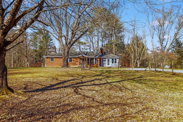 68 Lisam Way, Etowah, NC 28729