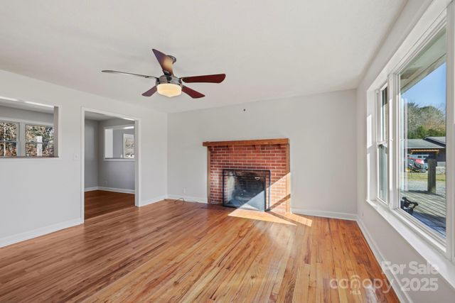 68 Lisam Way, Etowah, NC 28729