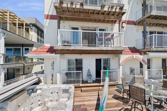 452 Oceanfront 102, Long Beach, NY 11561