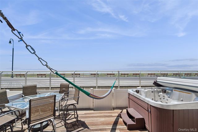 452 Oceanfront 102, Long Beach, NY 11561