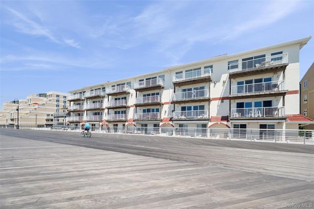 452 Oceanfront 102, Long Beach, NY 11561