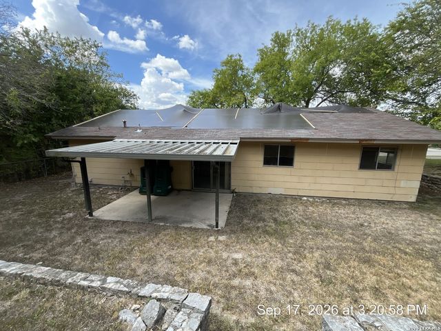 7422 Valley Oak St, Live Oak, TX 78233