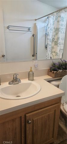 4 Oxford Way, Northridge, CA 91324