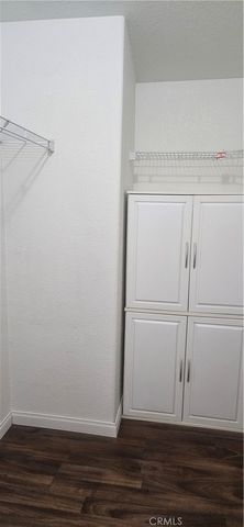 4 Oxford Way, Northridge, CA 91324