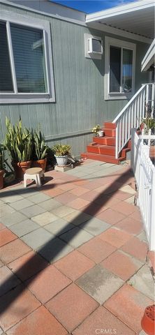 4 Oxford Way, Northridge, CA 91324