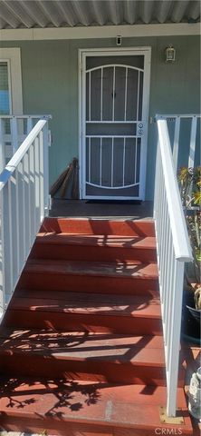 4 Oxford Way, Northridge, CA 91324