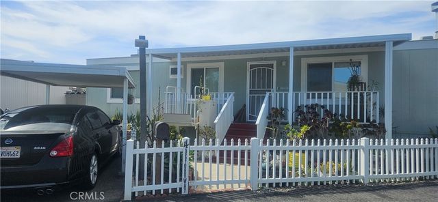 4 Oxford Way, Northridge, CA 91324