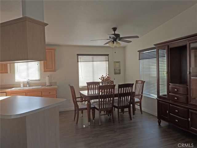 4 Oxford Way, Northridge, CA 91324