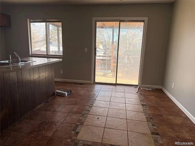 18035 E Iowa Dr, Aurora, CO 80017
