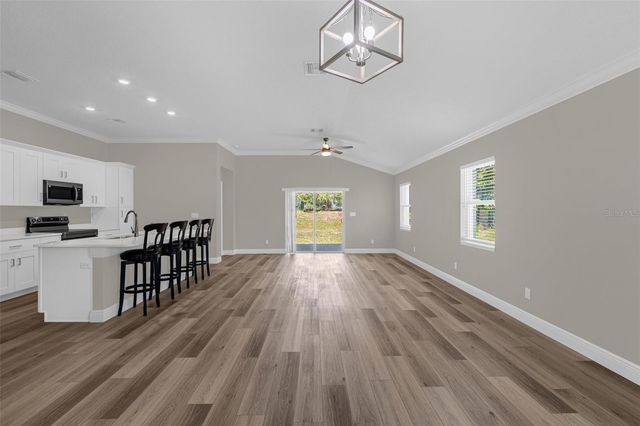 706 STANLEY AVENUE, Wildwood, FL 34785