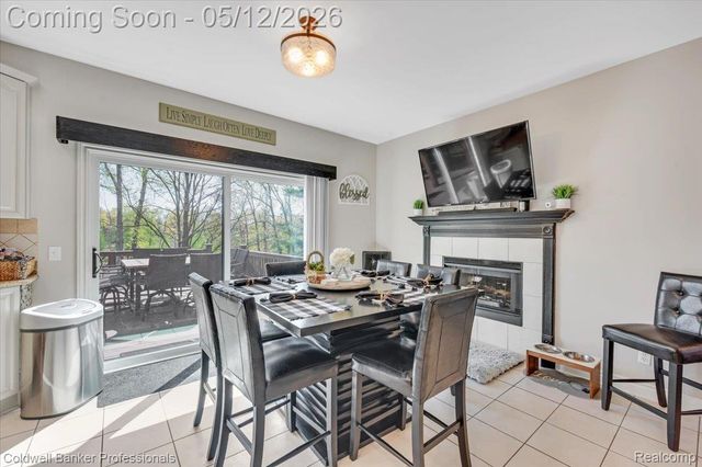 1445 Wood Trail, Oxford Charter Township, MI 48371