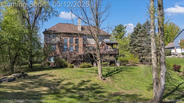 1445 Wood Trail, Oxford Charter Township, MI 48371