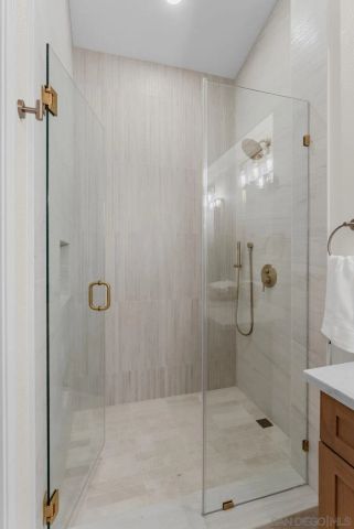 1686 Hermosita, San Marcos, CA 92078