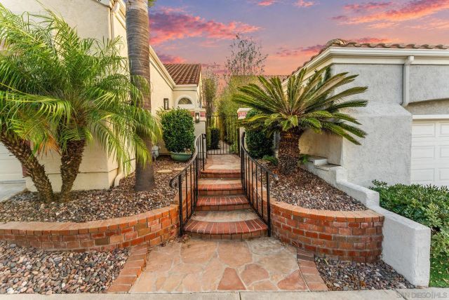 1686 Hermosita, San Marcos, CA 92078