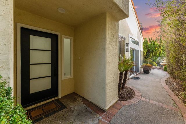 1686 Hermosita, San Marcos, CA 92078
