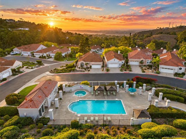 1686 Hermosita, San Marcos, CA 92078
