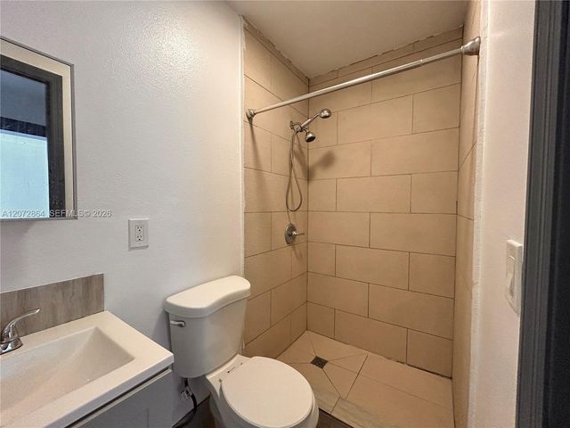 1928 Wilson Street 3, Hollywood, FL 33020