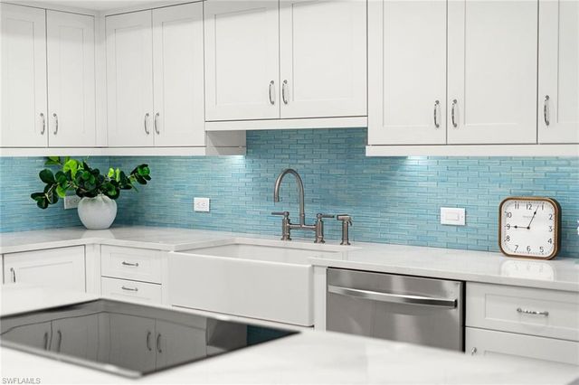 1919 Gulf Shore BLVD N # 101, Naples, FL 34102