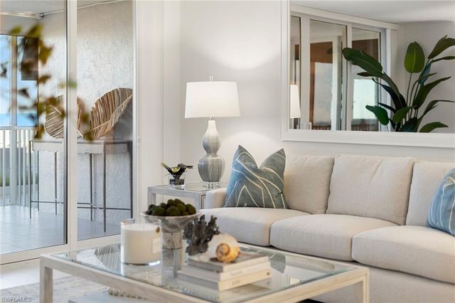 1919 Gulf Shore BLVD N # 101, Naples, FL 34102