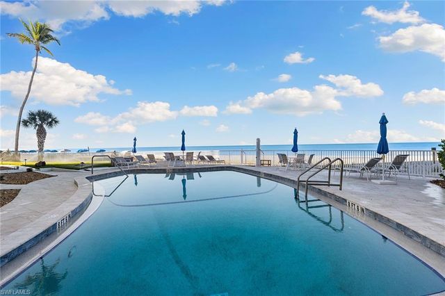 1919 Gulf Shore BLVD N # 101, Naples, FL 34102