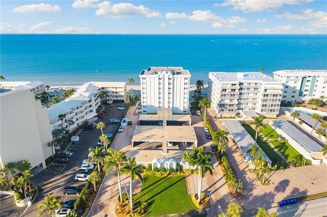 1919 Gulf Shore BLVD N # 101, Naples, FL 34102