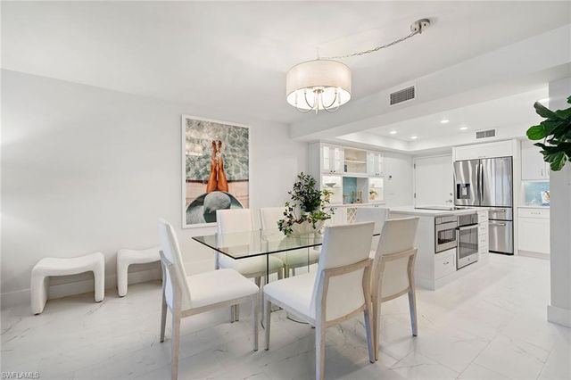 1919 Gulf Shore BLVD N # 101, Naples, FL 34102