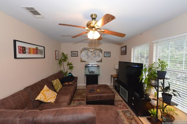 5819 Waterford Oaks, San Antonio, TX 78250