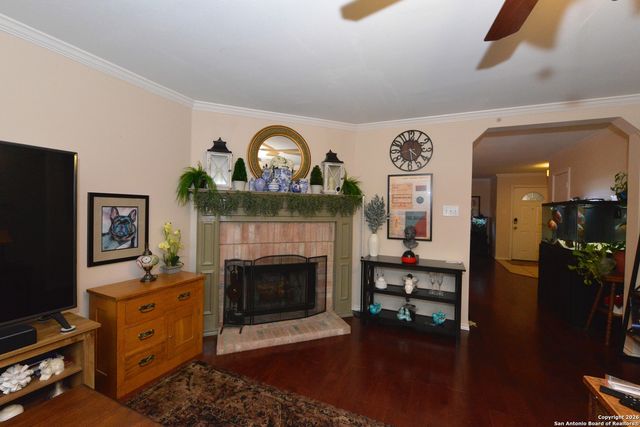 5819 Waterford Oaks, San Antonio, TX 78250