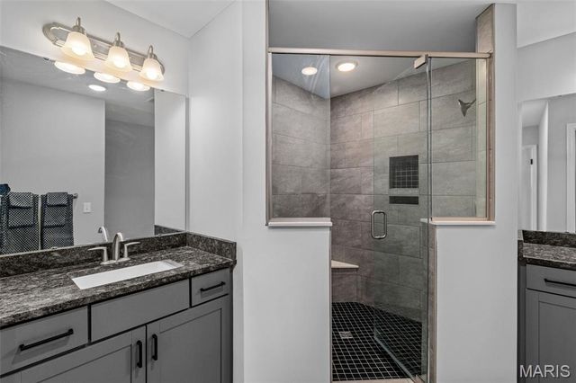 17129 Centaur Station Drive, Wildwood, MO 63040