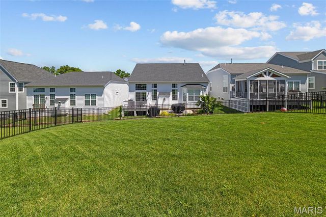 17129 Centaur Station Drive, Wildwood, MO 63040