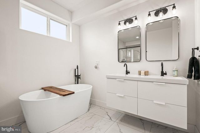 2061 MCCLELLAN ST, Philadelphia, PA 19145