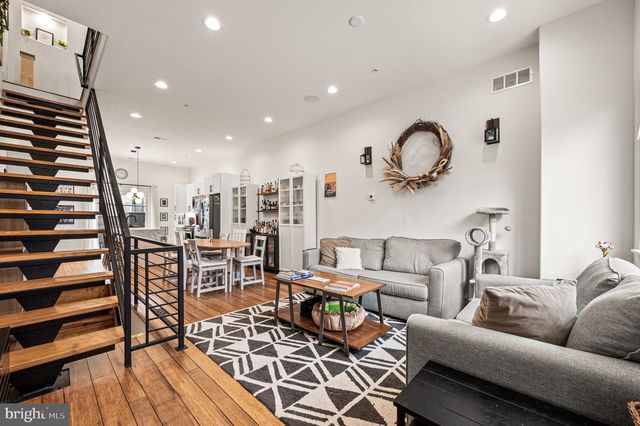 2061 MCCLELLAN ST, Philadelphia, PA 19145