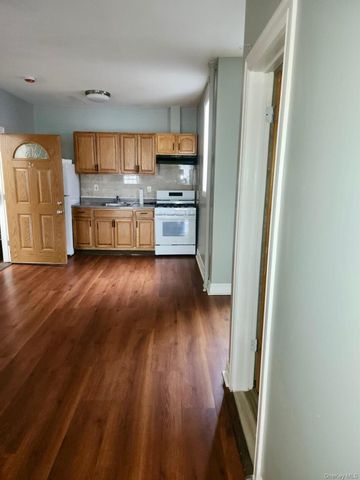 116-43 Sutphin Boulevard, Jamaica, NY 11434