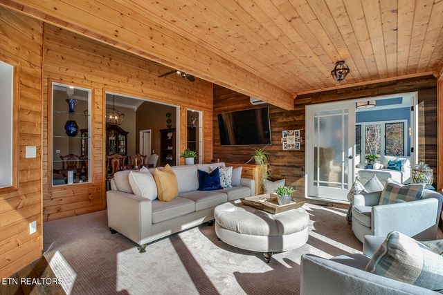 130 Daleyuhski Way, Loudon, TN 37774