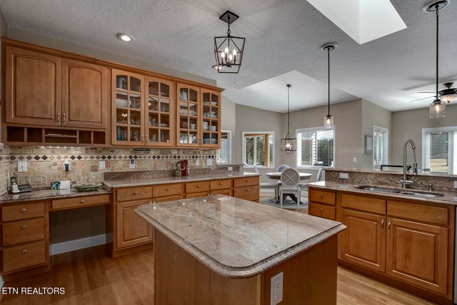 130 Daleyuhski Way, Loudon, TN 37774