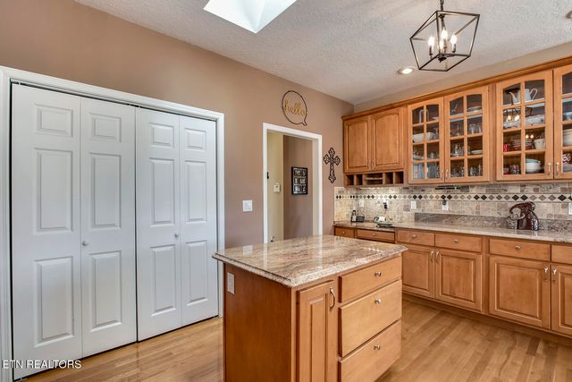 130 Daleyuhski Way, Loudon, TN 37774