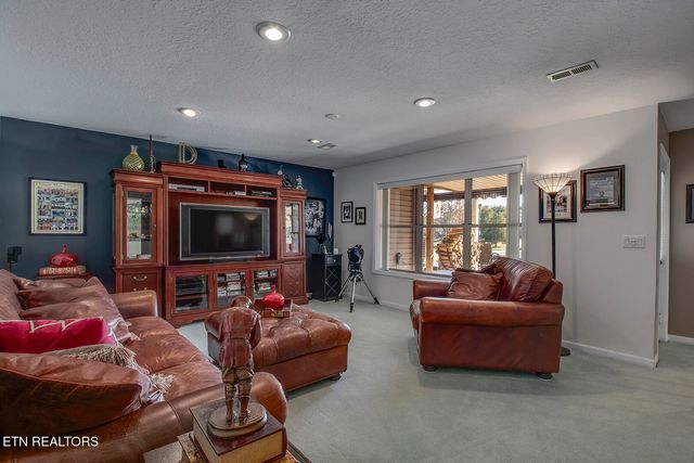 130 Daleyuhski Way, Loudon, TN 37774