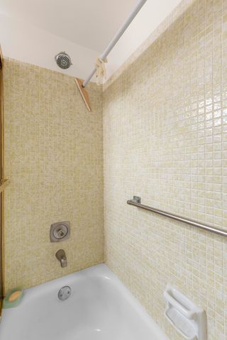 266 Ventnor S, Deerfield Beach, FL 33442