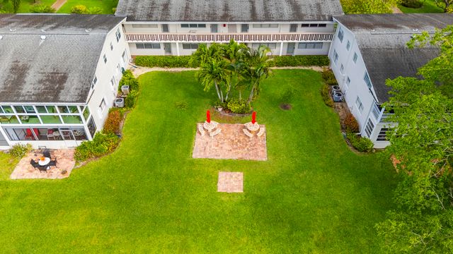 266 Ventnor S, Deerfield Beach, FL 33442