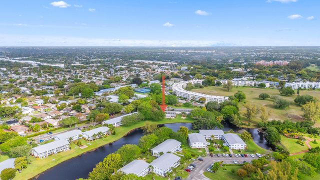 266 Ventnor S, Deerfield Beach, FL 33442