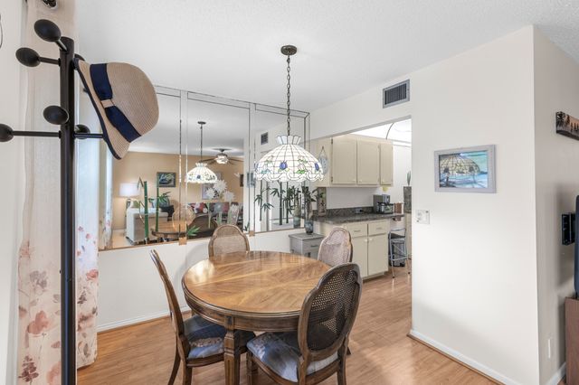 266 Ventnor S, Deerfield Beach, FL 33442