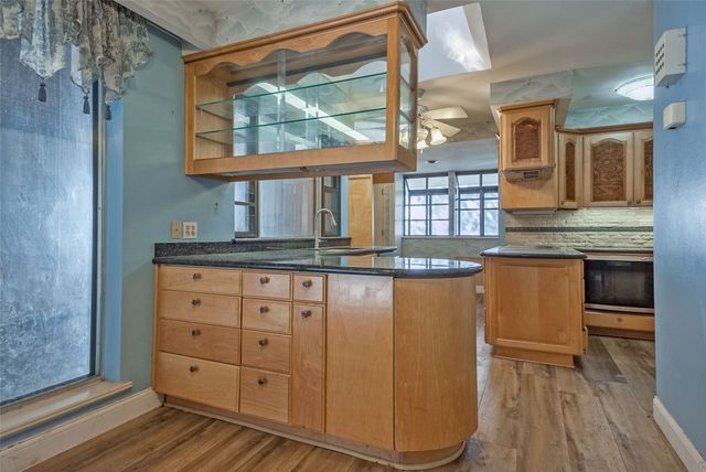 3505 W Lawther Drive, Dallas, TX 75214