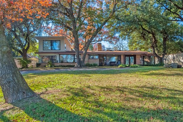 3505 W Lawther Drive, Dallas, TX 75214