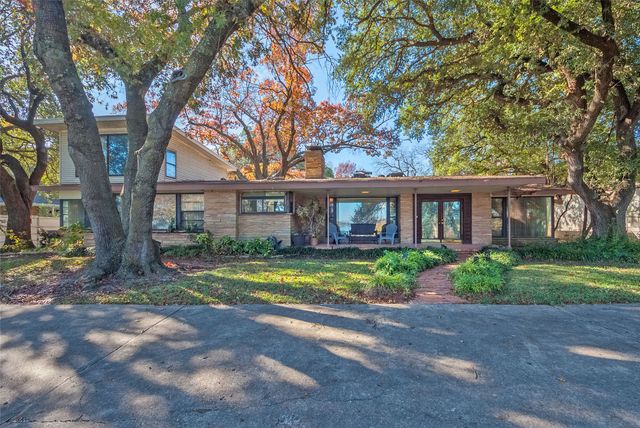 3505 W Lawther Drive, Dallas, TX 75214