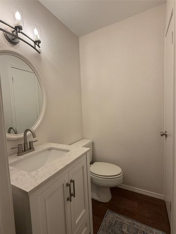 7135 Cosgrove Drive, Dallas, TX 75231