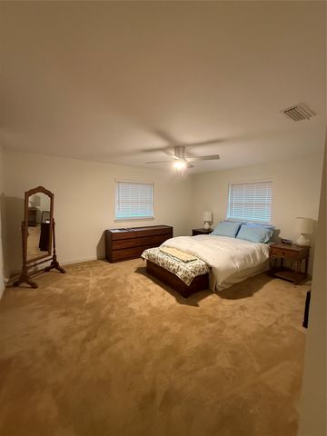 7135 Cosgrove Drive, Dallas, TX 75231