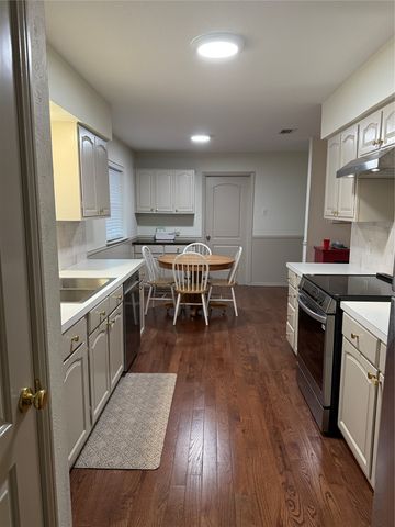 7135 Cosgrove Drive, Dallas, TX 75231